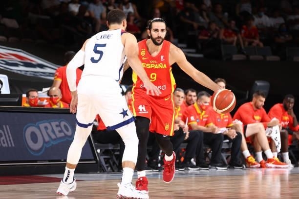Ricky Rubio of the Spain Men's National Team drives to the basket during the game against the USA Men's National Team on July 18, 2021 at Michelob...