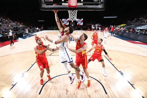 Jayson Tatum of the USA Men's National Team drives to the basket during the game against the Spain Men's National Team on July 18, 2021 at Michelob...