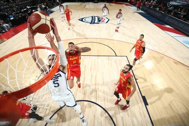 Zach LaVine of the USA Men's National Team dunks the ball during the game against the Spain Men's National Team on July 18, 2021 at Michelob ULTRA...