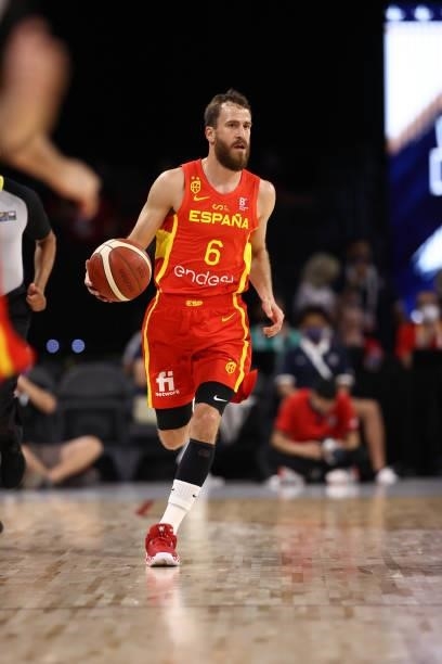 Sergio Rodriguez of the Spain Men's National Team dribbles during the game against the USA Men's National Team on July 18, 2021 at Michelob ULTRA...