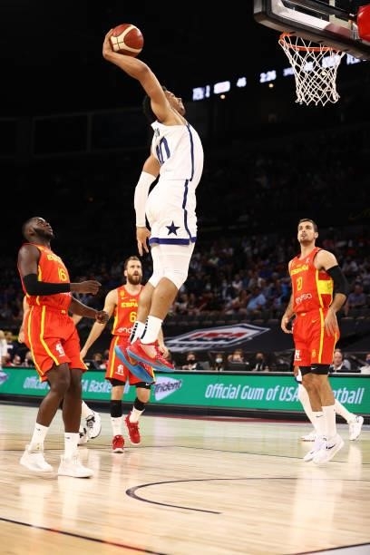 Keldon Johnson # of the USA Men's National Team dunks during the game against the Spain Men's National Team on July 18, 2021 at Michelob ULTRA Arena...