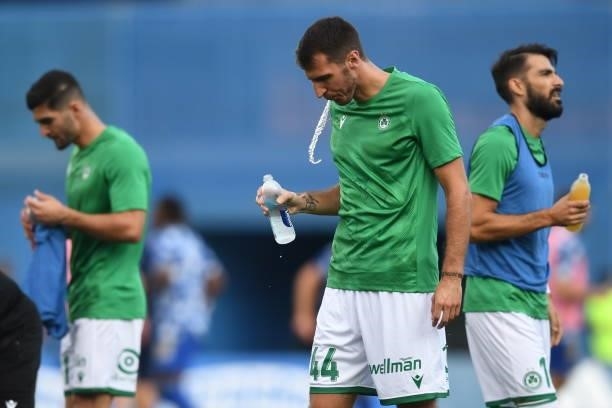 Marko Scepovic of Omonoia warms up before the UEFA Champions League Second Qualifying Round match between GNK Dinamo Zagreb and Omonoia at Stadion...