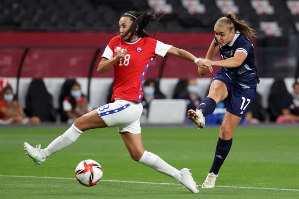 Chile's defender Camila Saez challenges Britain's forward Georgia Stanway during the Tokyo 2020 Olympic Games women's group E first round football...