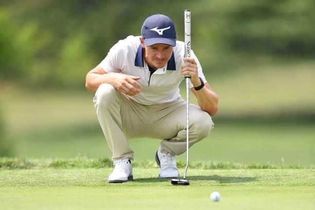 Daan Huizing of The Netherlands prepares for a putt shot during the Day Two of Italian Challenge at Margara Golf Club on July 23, 2021 in Solero,...