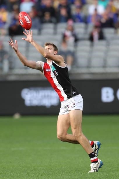 Dougal Howard of the Saints marks the ball during the 2021 AFL Round 19 match between the West Coast Eagles and the St Kilda Saints at Optus Stadium...