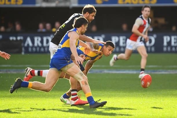Tim Kelly of the Eagles leads in the race for the ball during the 2021 AFL Round 19 match between the West Coast Eagles and the St Kilda Saints at...