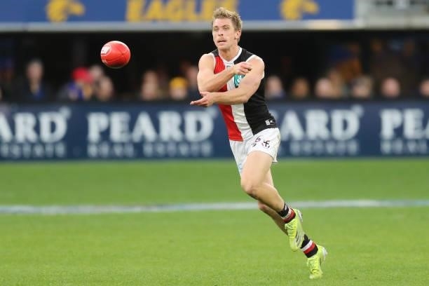 Sebastian Ross of the Saints handpasses the ball during the 2021 AFL Round 19 match between the West Coast Eagles and the St Kilda Saints at Optus...