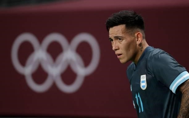 Argentina's midfielder Esequiel Barco looks at the pitch during the Tokyo 2020 Olympic Games men's group C first round football match between Egypt...