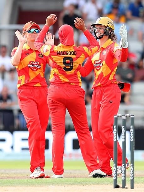 Abtaha Maqsood of Birmingham Phoenix celebrates with team mates after dismissing Eleanor Threlkeld of the Manchester Originals during The Hundred...