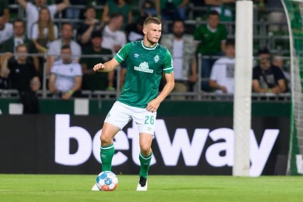 Lars Lukas Mai of SV Werder Bremen controls the ball during the Second Bundesliga match between SV Werder Bremen and Hannover 96 at Wohninvest...