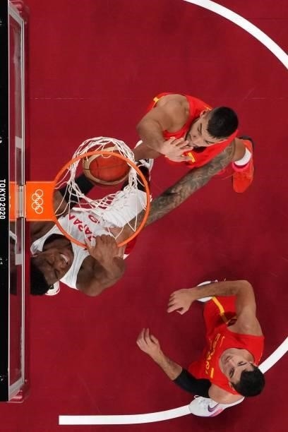 Japan's Rui Hachimura dunks the ball in the men's preliminary round group C basketball match between Japan and Spain during the Tokyo 2020 Olympic...