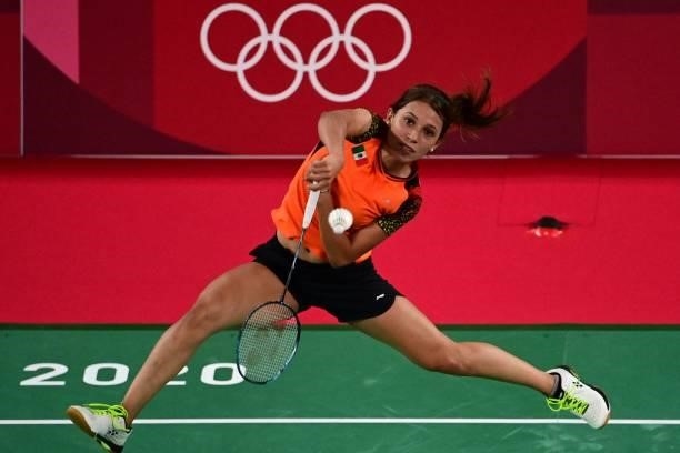Mexico's Haramara Gaitan hits a shot to Singapore's Yeo Jia Min in their women's singles badminton group stage match during the Tokyo 2020 Olympic...