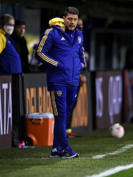 Sebastian Battaglia coach of Boca Juniors looks on during a match between Boca Juniors and San Lorenzo as part of Torneo Liga Profesional 2021 at...