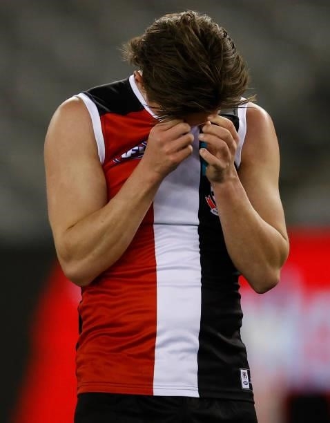 Leo Connolly of the Saints looks dejected after a loss during the 2021 AFL Round 20 match between the St Kilda Saints and the Carlton Blues at Marvel...