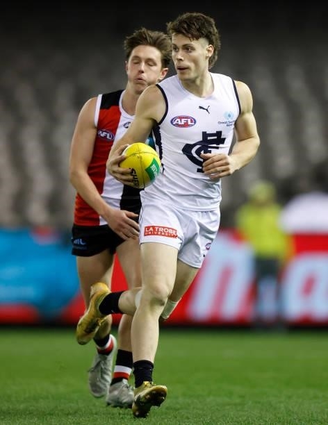 Josh Honey of the Blues in action during the 2021 AFL Round 20 match between the St Kilda Saints and the Carlton Blues at Marvel Stadium on July 30,...
