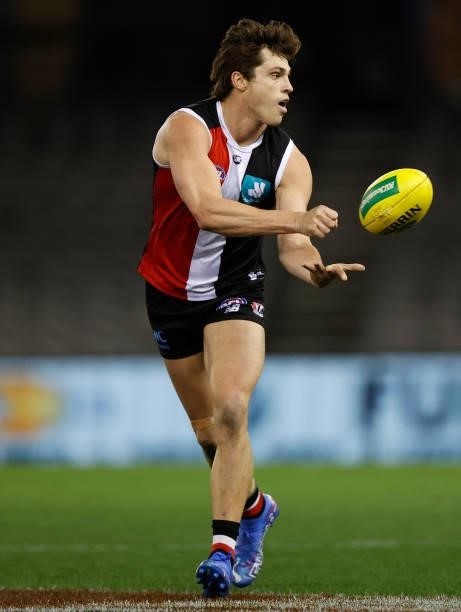 Jack Steele of the Saints in action during the 2021 AFL Round 20 match between the St Kilda Saints and the Carlton Blues at Marvel Stadium on July...
