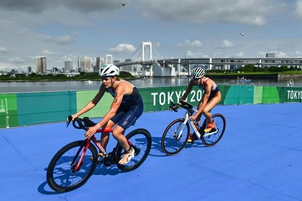 Taylor KNIBB of USA and Cassandre BEAUGRAND of France during the Triathlon Mixed Relay at Odaiba Marine Park on July 31, 2021 in Tokyo, Japan.