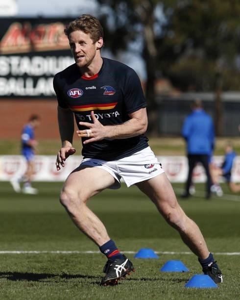 Rory Sloane of the Crows warms up during the 2021 AFL Round 20 match between the Western Bulldogs and the Adelaide Crows at Mars Stadium on July 31,...