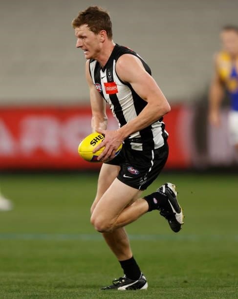 Will Hoskin-Elliott of the Magpies in action during the 2021 AFL Round 20 match between the Collingwood Magpies and the West Coast Eagles at the...