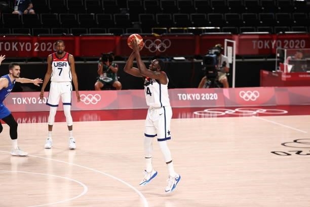 Draymond Green of the USA Men's National Team shoots a three point basket during the game against the Czech Republic Men's National Team during the...