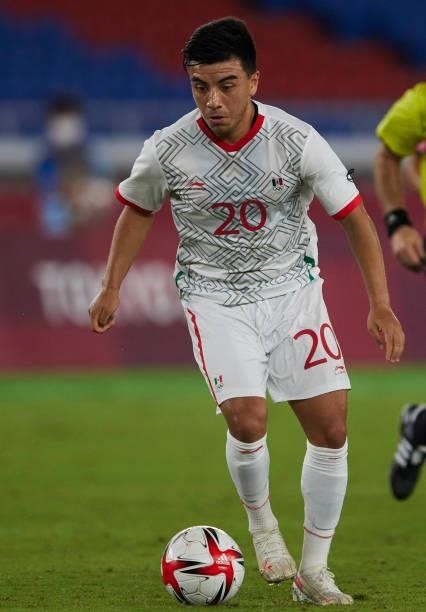 Fernando Beltran of Mexico controls the ball during the Men's Quarter Final match between Republic Of Korea and Mexico on day eight of the Tokyo 2020...