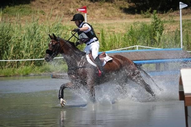 Michael Jung riding Chipmunk FRH during the Eventing Cross Country Team and Individual at Sea Forest Cross-Country Course on August 1, 2021 in Tokyo,...