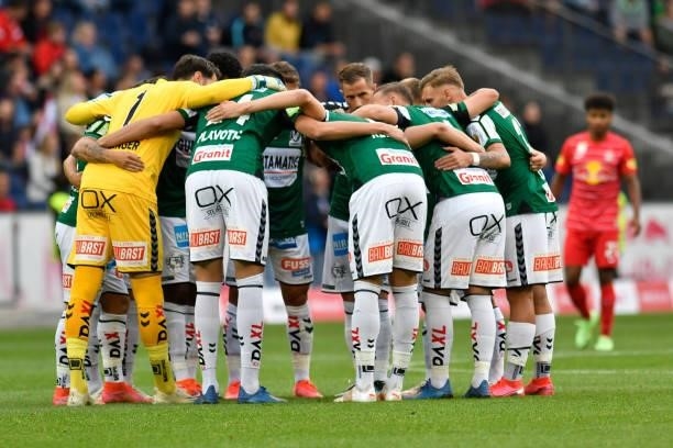 Players of SV Ried during the Admiral Bundesliga match between FC Red Bull Salzburg and SV Guntamatic Ried at Red Bull Arena on August 1, 2021 in...