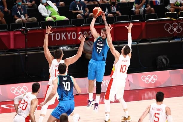 Luka Doncic of the Slovenia Men's National Team passes the ball against the Spain Men's National Team during the 2020 Tokyo Olympics on August 1,...