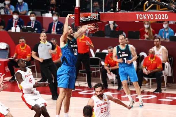 Mike Tobey of the Slovenia Men's National Team dunks the ball against the Spain Men's National Team during the 2020 Tokyo Olympics on August 1, 2021...
