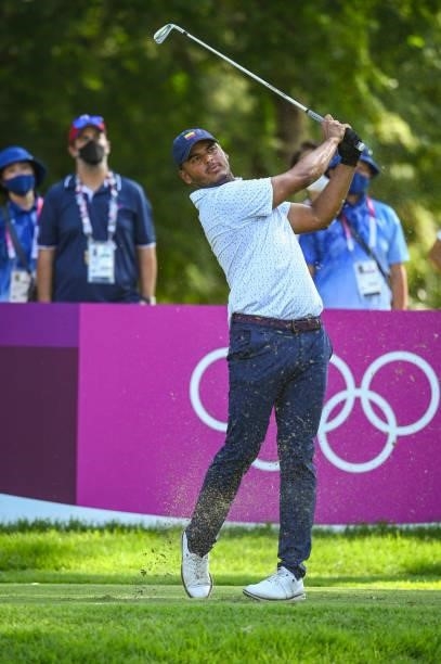 Sebastian Munoz of Team Colombia plays his shot from the 16th tee during the final round of Mens Individual Stroke Play Golf on day nine of the Tokyo...
