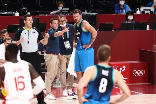 Head Coach Aleksander Sekulic of the Slovenia Men's National Team and Assistant Coach Dalibor Damjanovic of the Slovenia Men's National Team talks to...