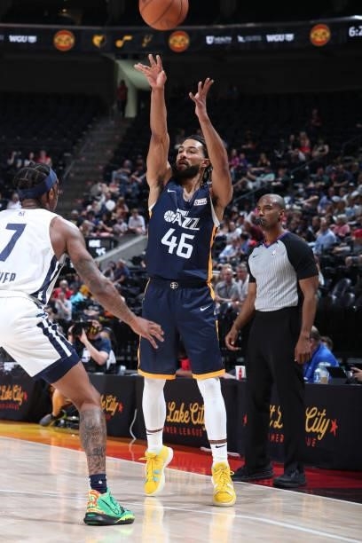 Isaiah Wright of the Utah Jazz Blue passes the ball against the Memphis Grizzlies during the 2021 Salt Lake City Summer League on August 3, 2021 at...