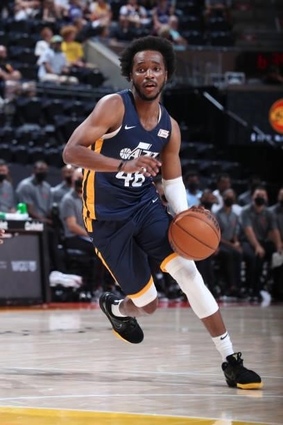 Joe Chealey of the Utah Jazz Blue drives to the basket against the Memphis Grizzlies during the 2021 Salt Lake City Summer League on August 3, 2021...