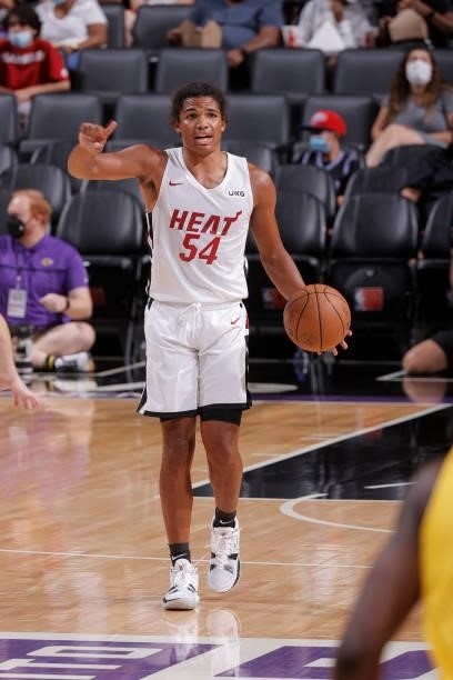 Dru Smith of the Miami Heat dribbles the ball against the Los Angeles Lakers during the 2021 California Classic Summer League on August 3, 2021 at...