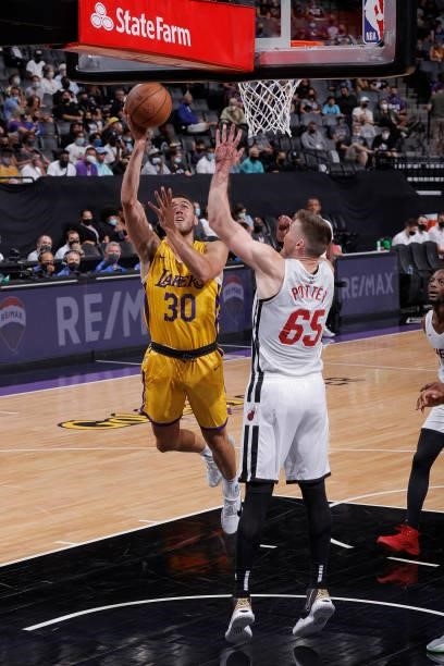 Tres Tinkle of the Los Angeles Lakers drives to the basket against the Miami Heat during the 2021 California Classic Summer League on August 3, 2021...