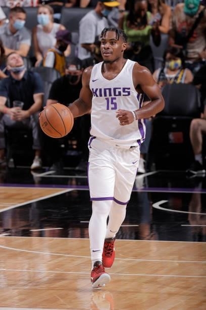 Davion Mitchell of the Sacramento Kings handles the ball against the Golden State Warriors during the 2021 California Classic Summer League on August...