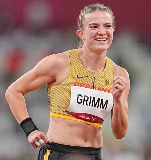 August 2021, Japan, Tokio: Athletics: Olympics, shot put, heptathlon, women, at the Olympic Stadium. Vanessa Grimm from Germany in action. Photo:...