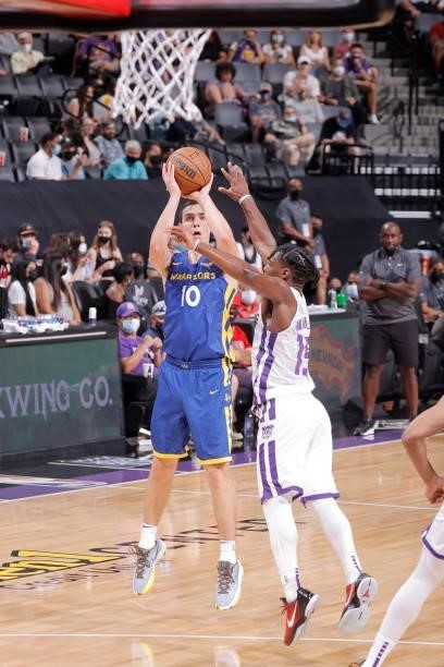 Justinian Jessup of the Golden State Warriors shoots the ball against the Sacramento Kings during the 2021 California Classic Summer League on August...