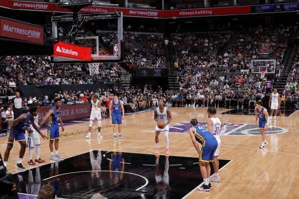 Emanuel Terry of the Sacramento Kings shoots the ball against the Golden State Warriors during the 2021 California Classic Summer League on August 3,...