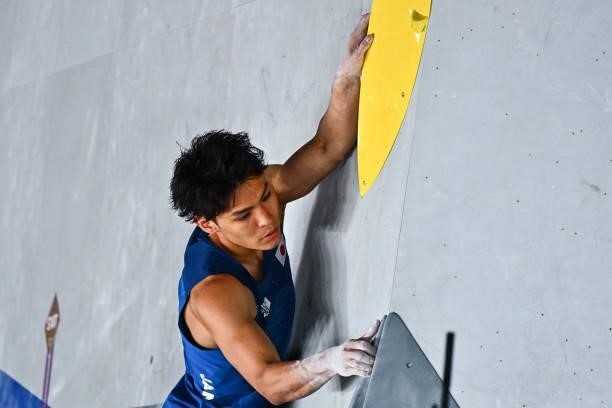 Tomoa NARASAKI of Japan during the Men's Combined, Bouldering Qualification on August 5, 2021 in Tokyo, Japan.