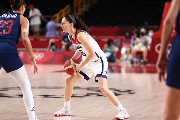 Sue Bird of the USA Women's National Team handles the ball during the game against the Serbia Women's National Team during semifinals of the 2020...