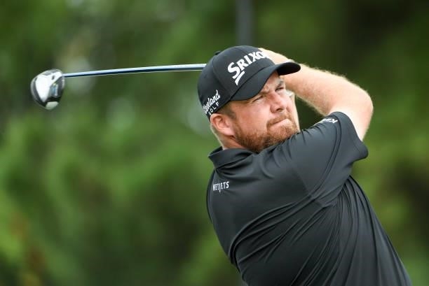 Shane Lowry of Ireland watches his tee shot on the 10th tee during the second round of the World Golf Championships-FedEx St. Jude Invitational at...