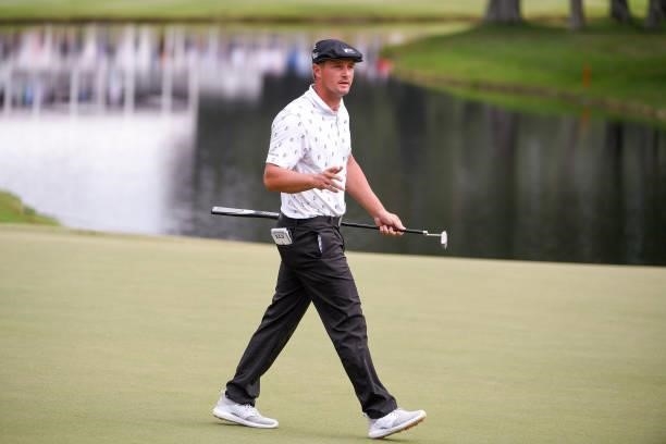 Bryson DeChambeau makes birdie at the 18th hole during the second round of the World Golf Championships-FedEx St. Jude Invitational at TPC Southwind...