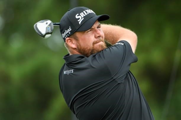Shane Lowry of Ireland watches his tee shot on the 10th tee during the second round of the World Golf Championships-FedEx St. Jude Invitational at...