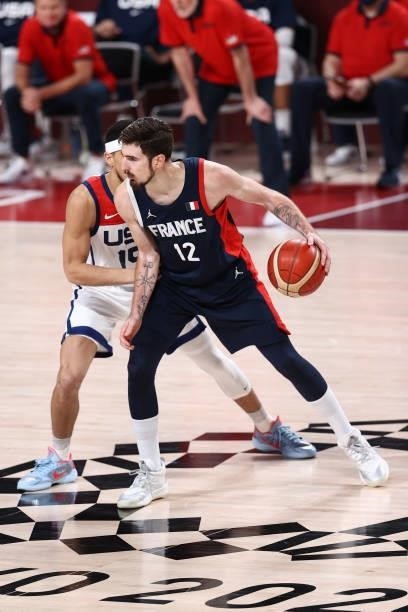 Nando de Colo of the France Men's National Team handles the ball during the game against the USA Men's National Team during the Gold Medal Game of...