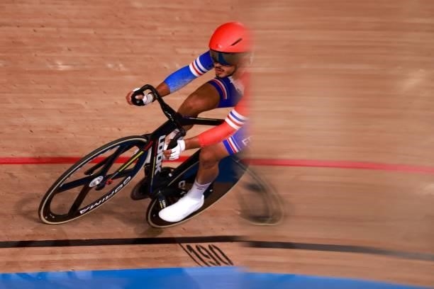 France's Benjamin Thomas competes in the men's track cycling madison final during the Tokyo 2020 Olympic Games at Izu Velodrome in Izu, Japan, on...