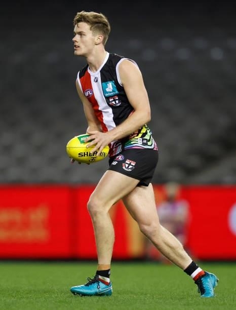 Thomas Highmore of the Saints in action during the 2021 AFL Round 21 match between the St Kilda Saints and the Sydney Swans at Marvel Stadium on...