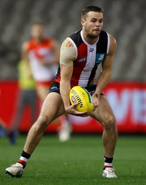 Brad Crouch of the Saints in action during the 2021 AFL Round 21 match between the St Kilda Saints and the Sydney Swans at Marvel Stadium on August...