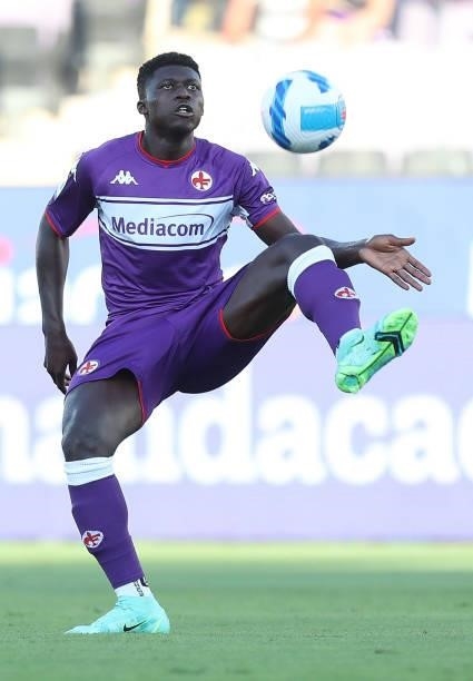 Alfred Duncan of ACF Fiorentina in action during the Pre-Season Friendly match between ACF Fiorentina v Espanyol at Artemio Franchi on August 7, 2021...
