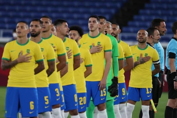 Players of Brazil team They stand saluting the Brazilian flag The match between Brazil and Spain on day Fifteenth of the Tokyo 2020 Olympic Games at...
